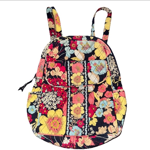 Vera Bradley Small Backpack In Happy Snails Retired Pattern - Picture 1 of 9